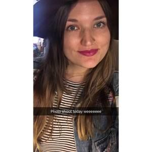 Meet your Posher, Laura